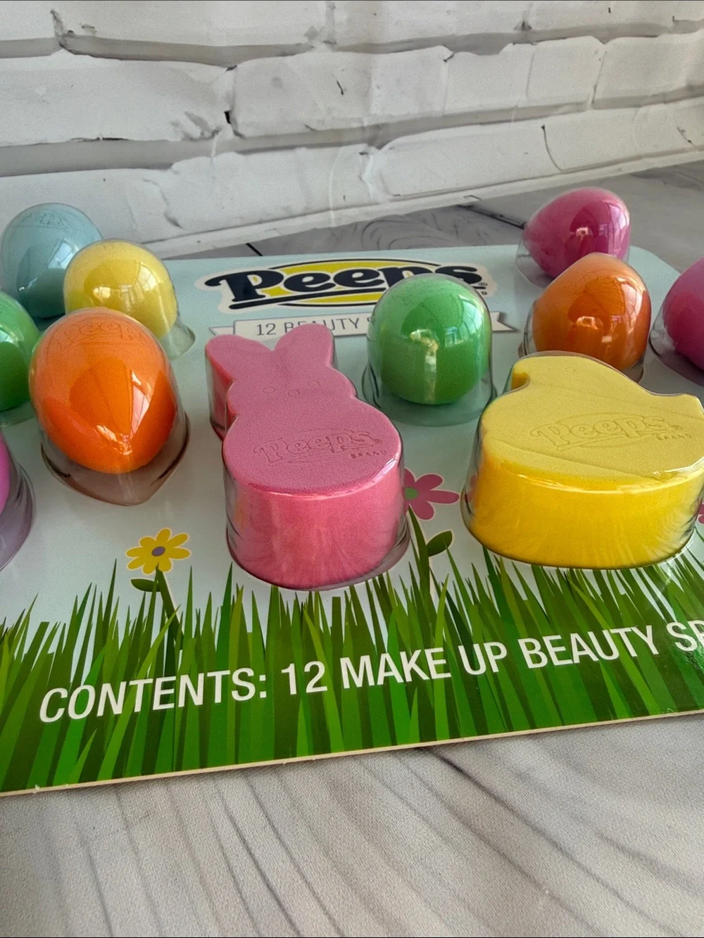 Peeps 12-Pack Assorted Color Makeup Beauty Sponges